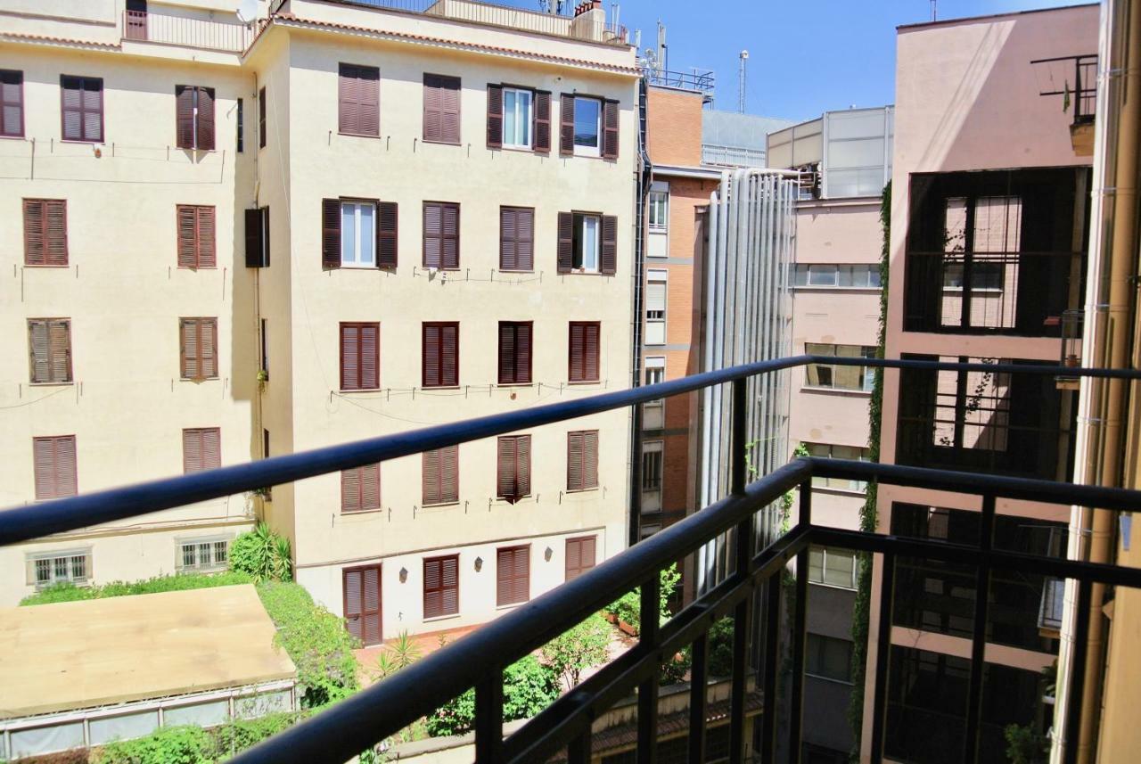 Beautiful Apartment In San Giovanni Close To Colosseo Rom Eksteriør billede